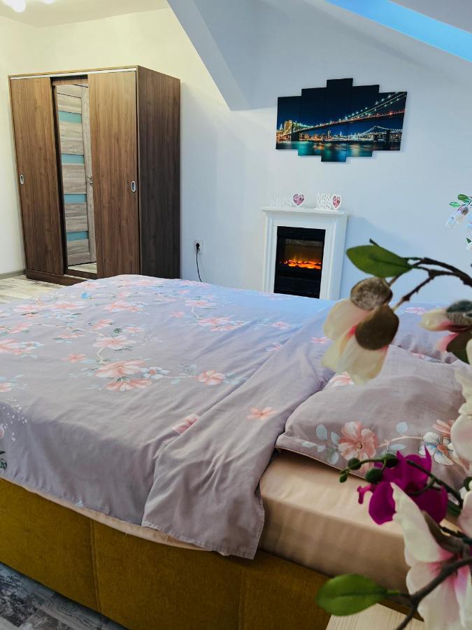 Zizi'S House Garii Apartment Брашов Екстериор снимка